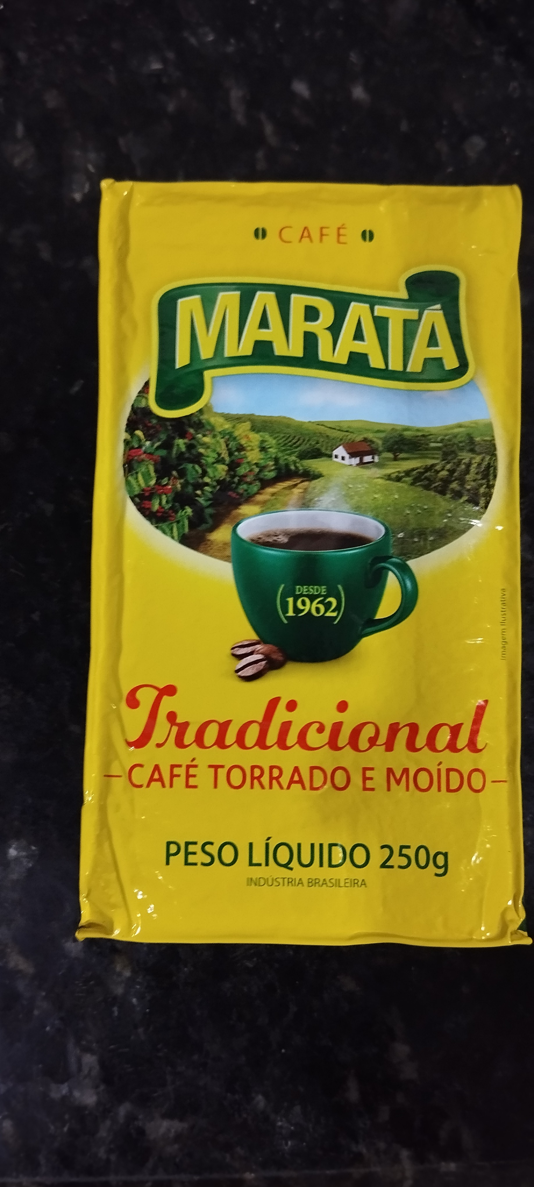 Vocês conhecem essa lenda popular brasileira? Café Maratá, comprei hoje pra tomar essa semana.