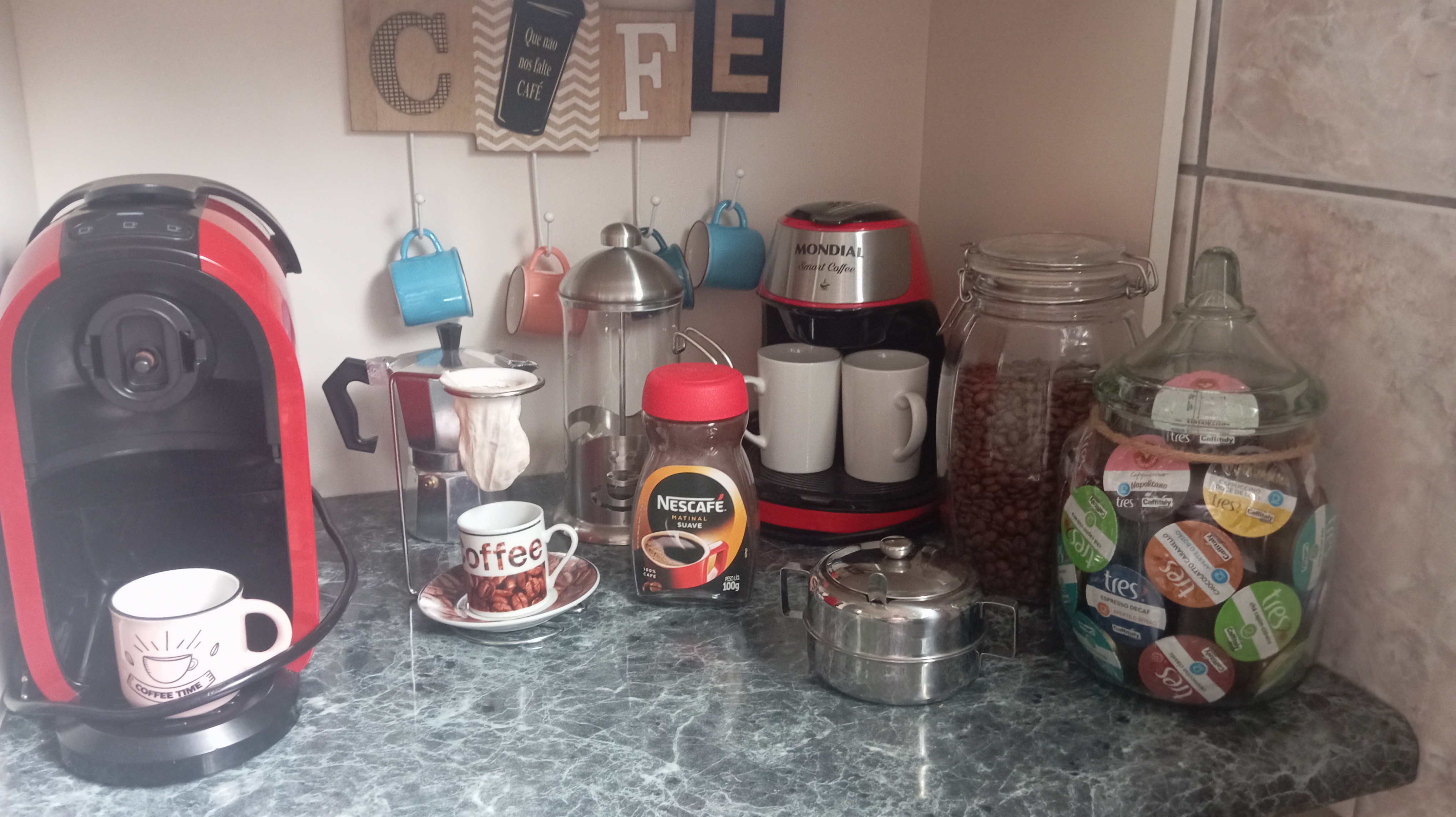 Amoooo o meu cantinho do café ☕