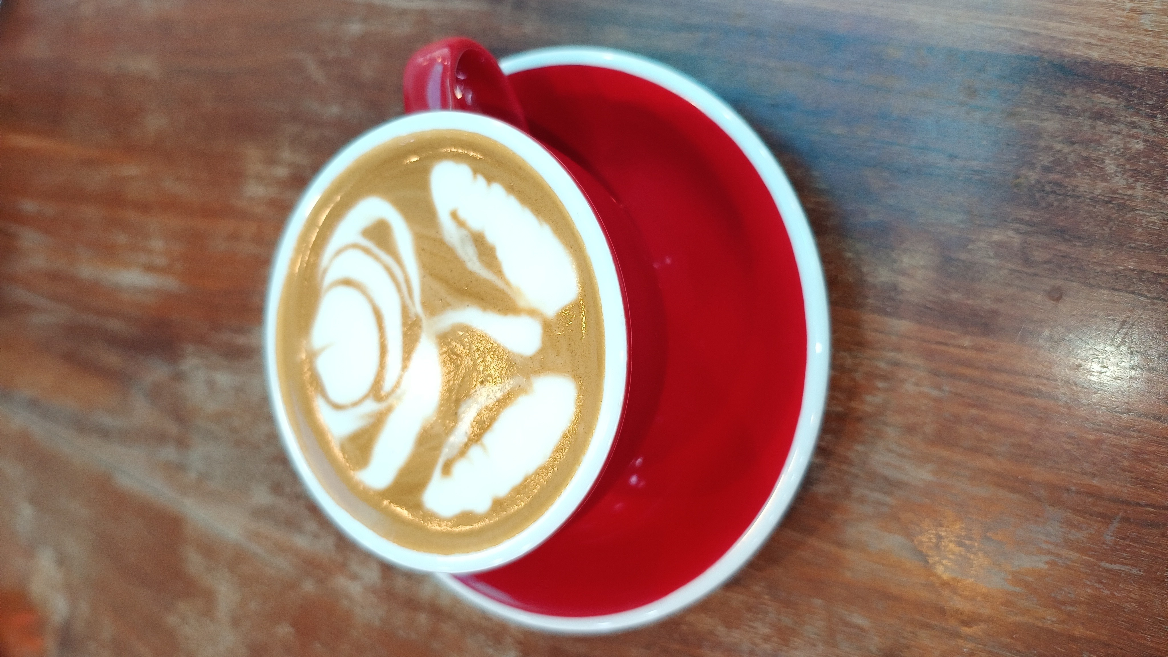Me encanta el dominio del latte arte que tiene mi buen amigo Roger Colmenarez. síguelo en IG @Baristaroger