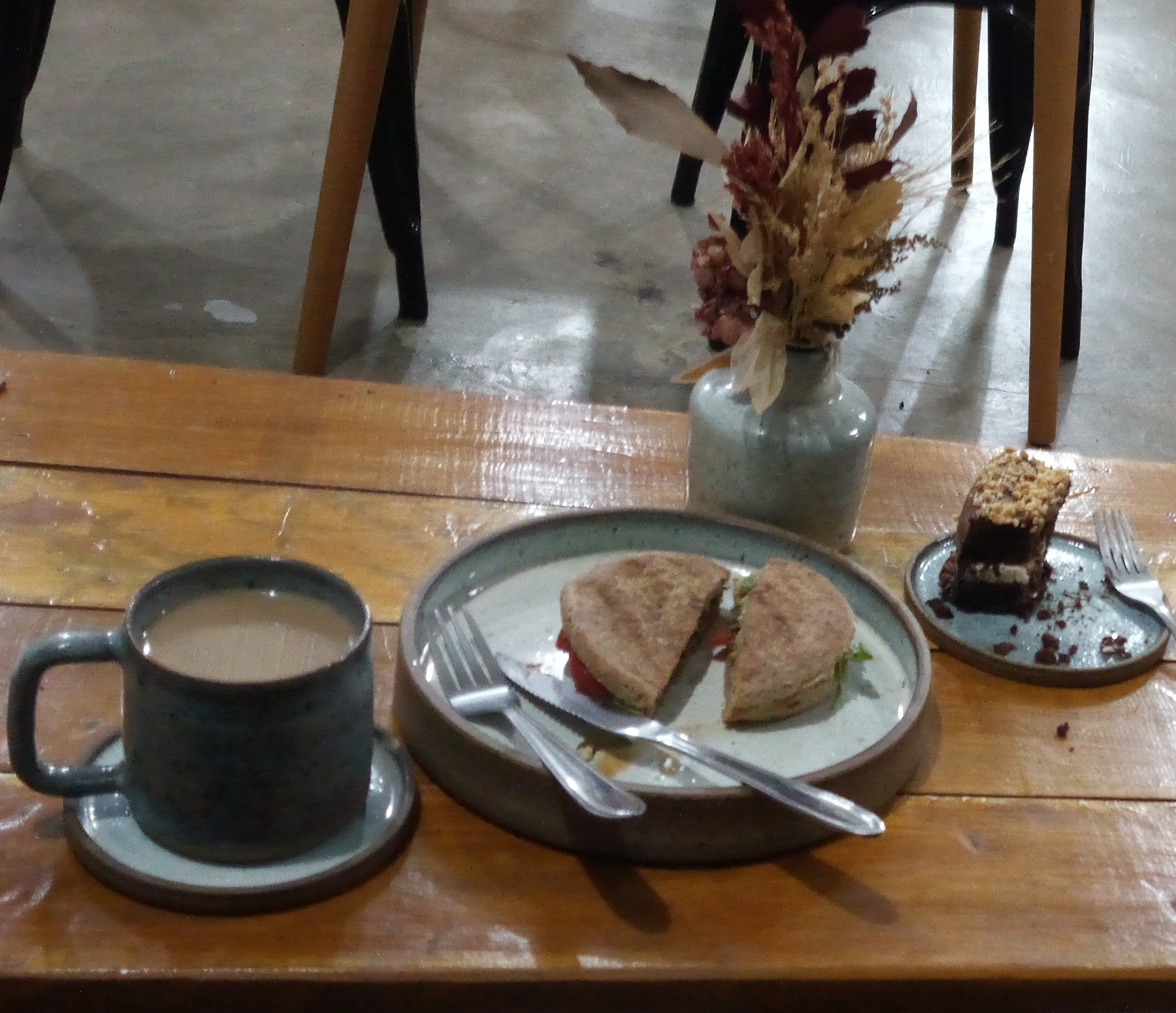 Lanchinho com o melhor cafezinho da cidade e a melhor companhia @amicheleregina