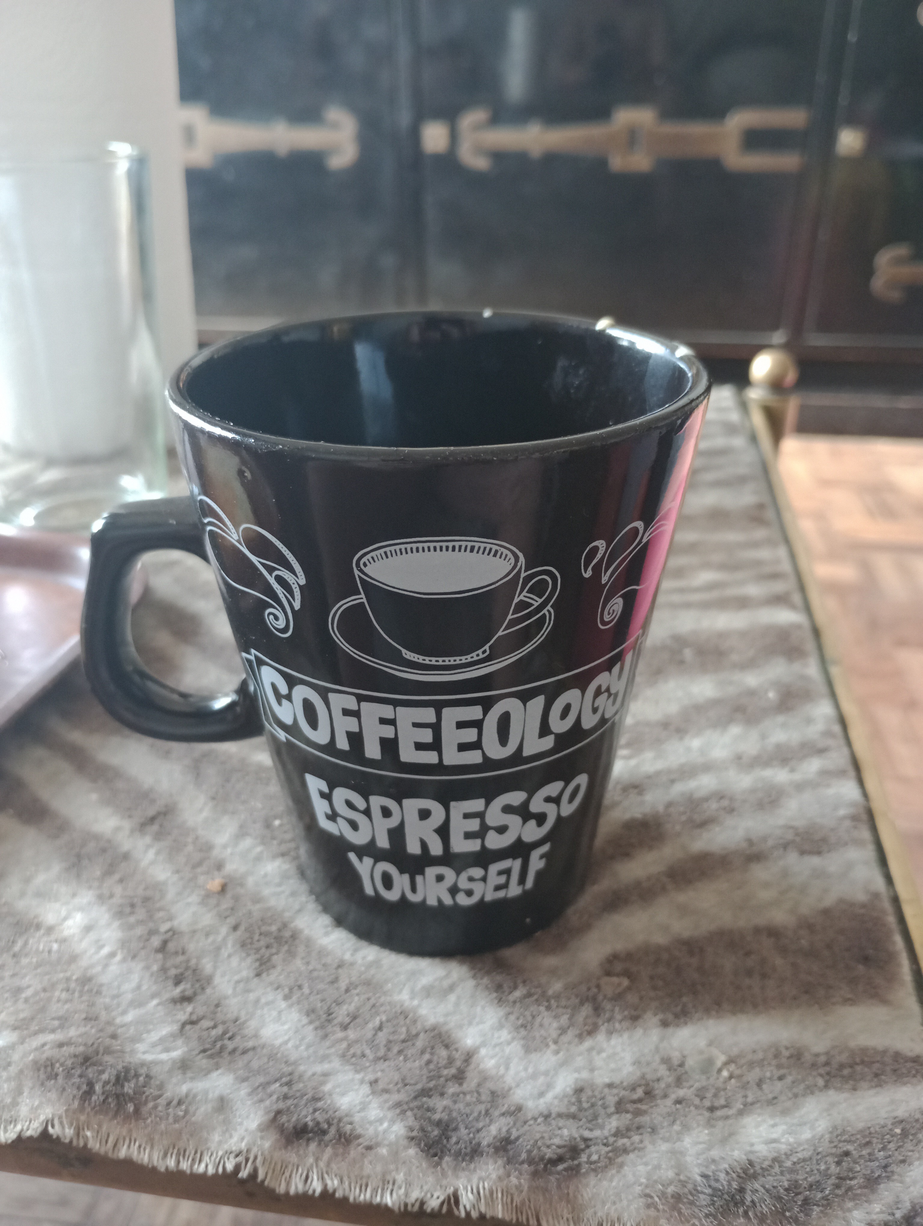 es un poco fuerte para mí pero esta bueno