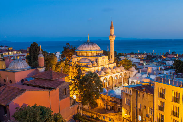 🕌 Puente de Diciembre en Estambul