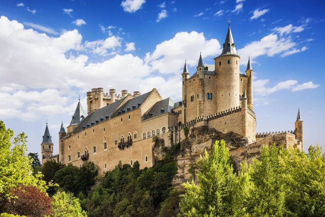 Conoce el castillo que inspiró a Disney en Blancanieves 🍎
