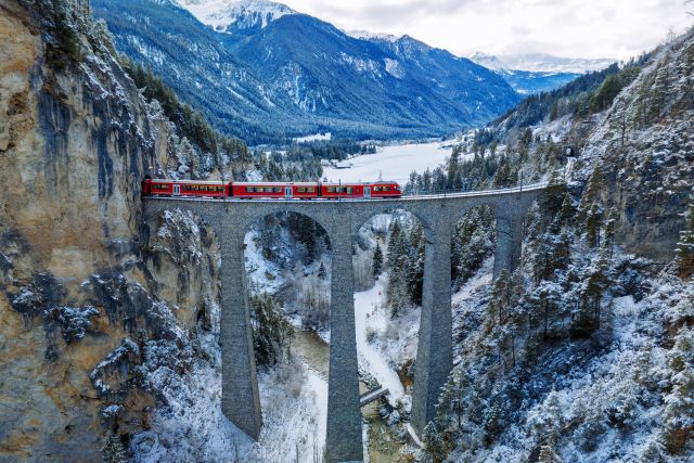☃️ Experiencia Bernina Express: el viaje por los Alpes suizos