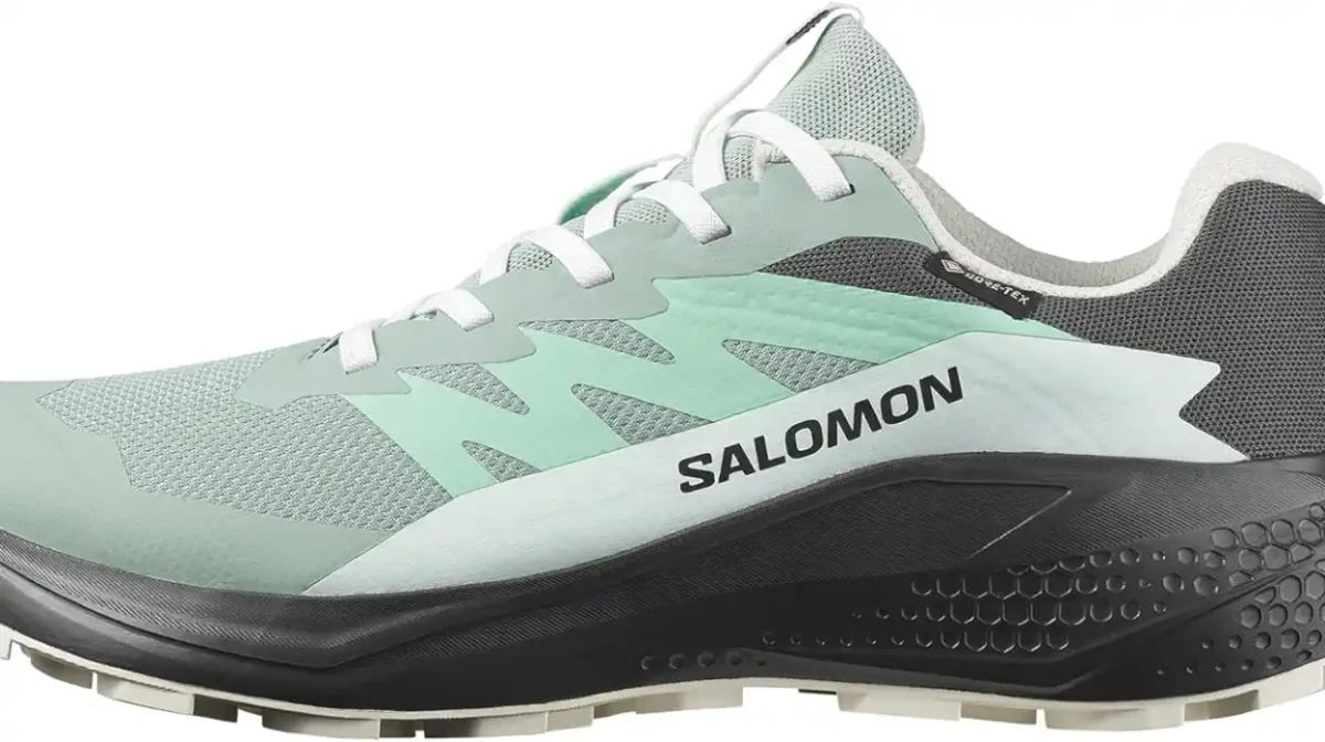 Zapatillas de senderismo Salomon Alphaglide Gore-Tex para mujer por sólo 64,99€ con envío gratis (-46%)