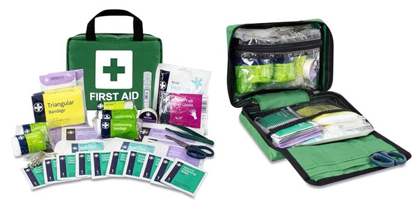 Botiquín de primeros auxilios Lewis-Plast con 90 piezas por sólo 10,44€ (-47%)