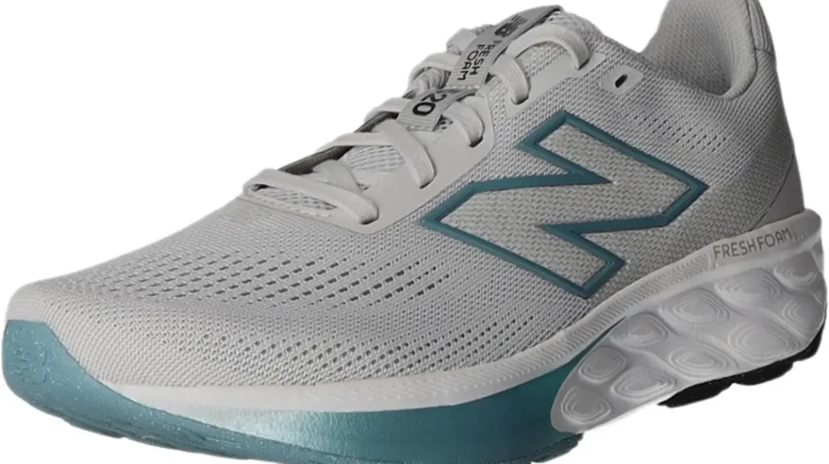 Zapatillas New Balance 520 grises para hombre por sólo 41,99€ con envío gratis (-40%)