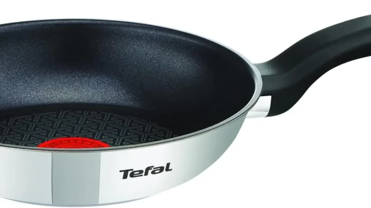 Sartén Tefal Comfort Max titanio de 20 cm, apta para inducción y lavavajillas por sólo 16,99€ (-33%)