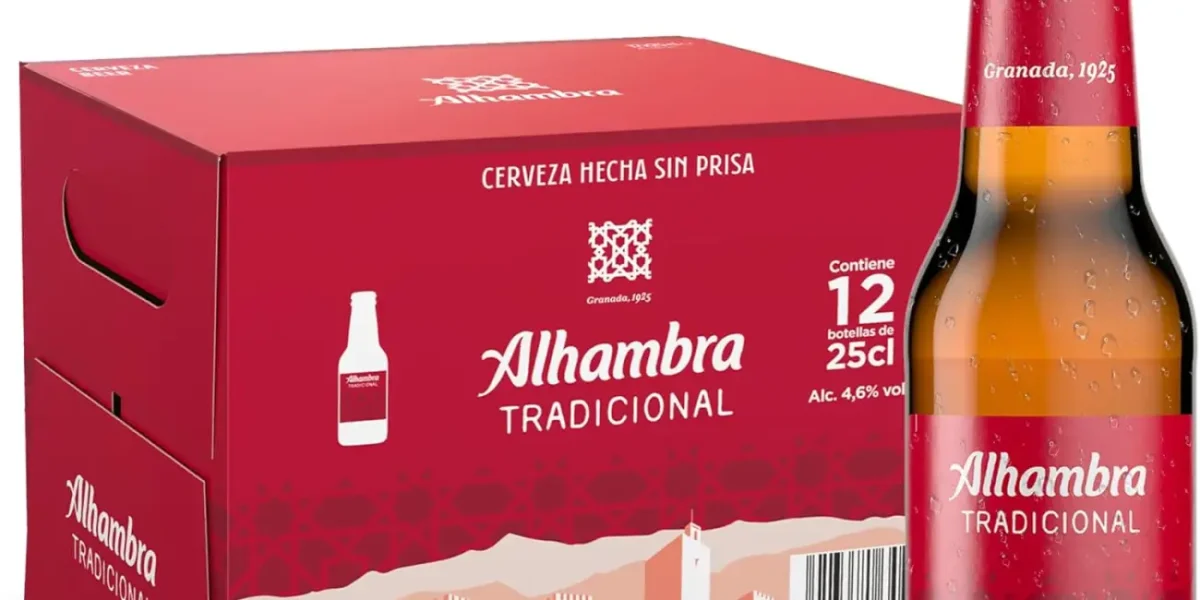 12 botellines Alhambra Tradicional de 25 cl por sólo 4,79€ (22% de descuento)