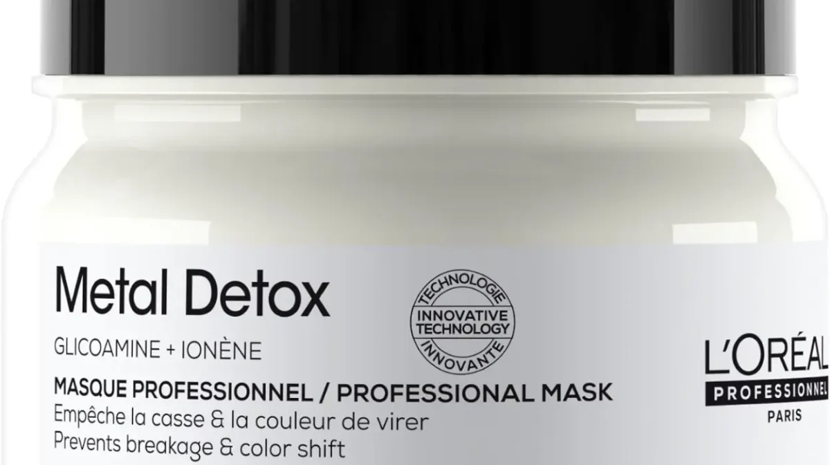 Mascarilla Metal Detox de L'Oréal Professionnel de 250 ml para cabello más fuerte y nutrido por sólo 14,22€ (-62%)