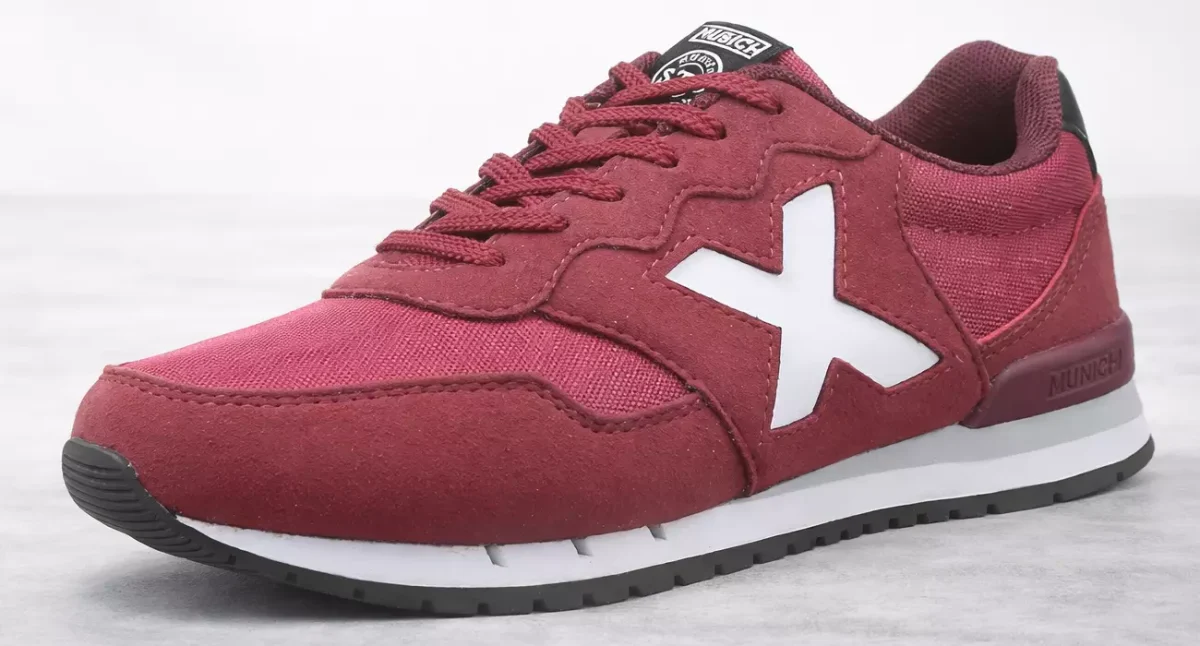 Zapatillas Munich Dash Kid unisex para niños en talla hasta 38 por sólo 32,95€ con envío gratis (45% de descuento)