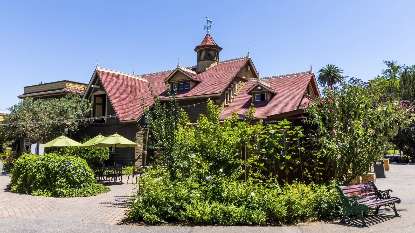 Winchester Mystery House exterior and gardens