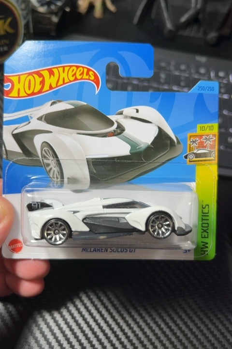 Mclaren Solus GT