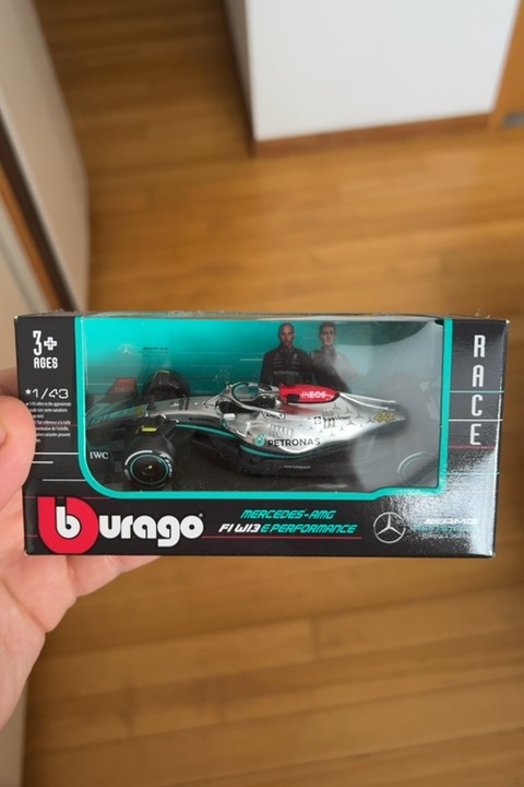 Mercedes-AMG F1 W13 E Performance