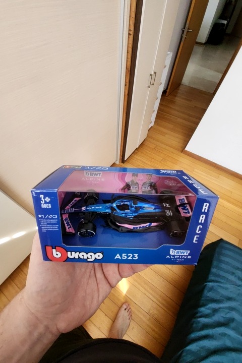 A523