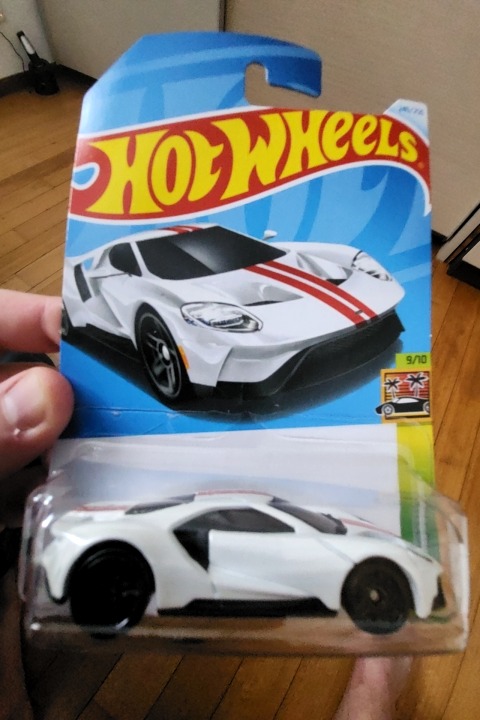 17 Ford GT