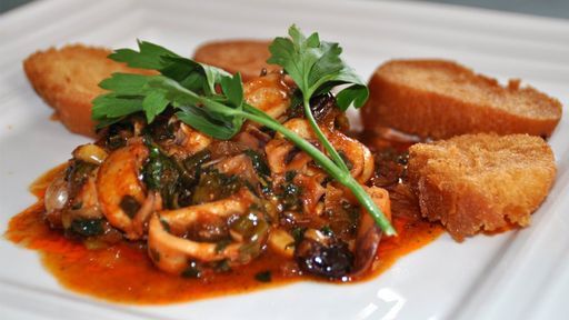 Calamares a la mallorquina con patató