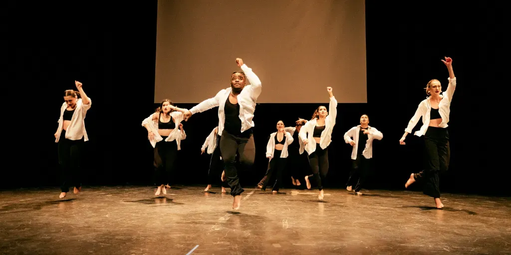 Holiday Gala: A Latin Dance Show & Party