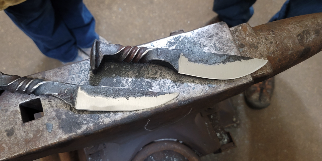 Forge a Rail spike into a knife!