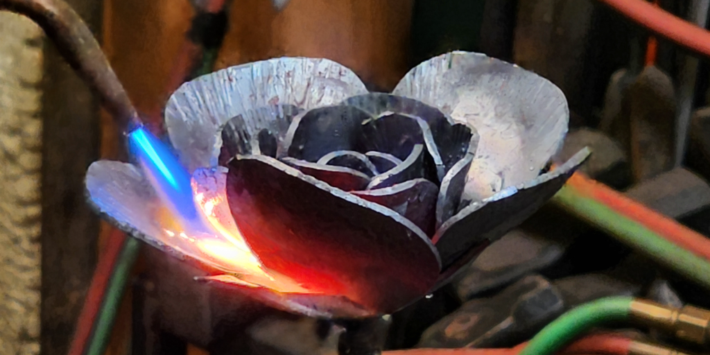 Beginner Blacksmith Flower Build