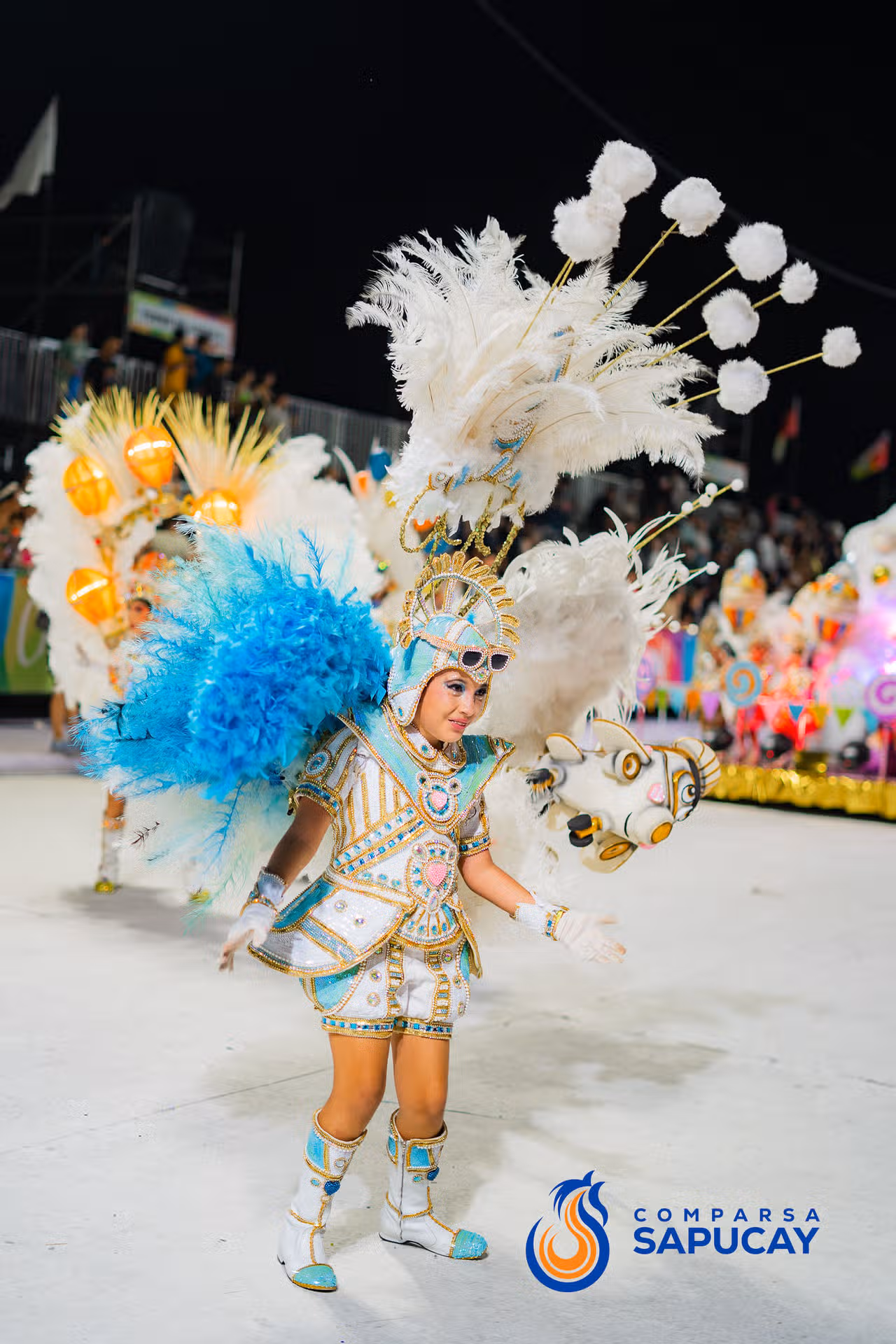 Galeria de fotos de la Cuarta Noche de Corso 14-02-26
