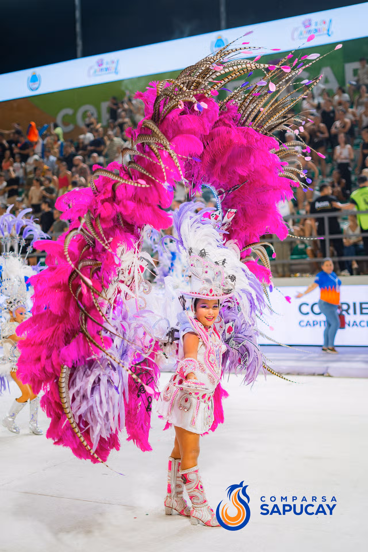 Galeria de fotos de la Cuarta Noche de Corso 14-02-26