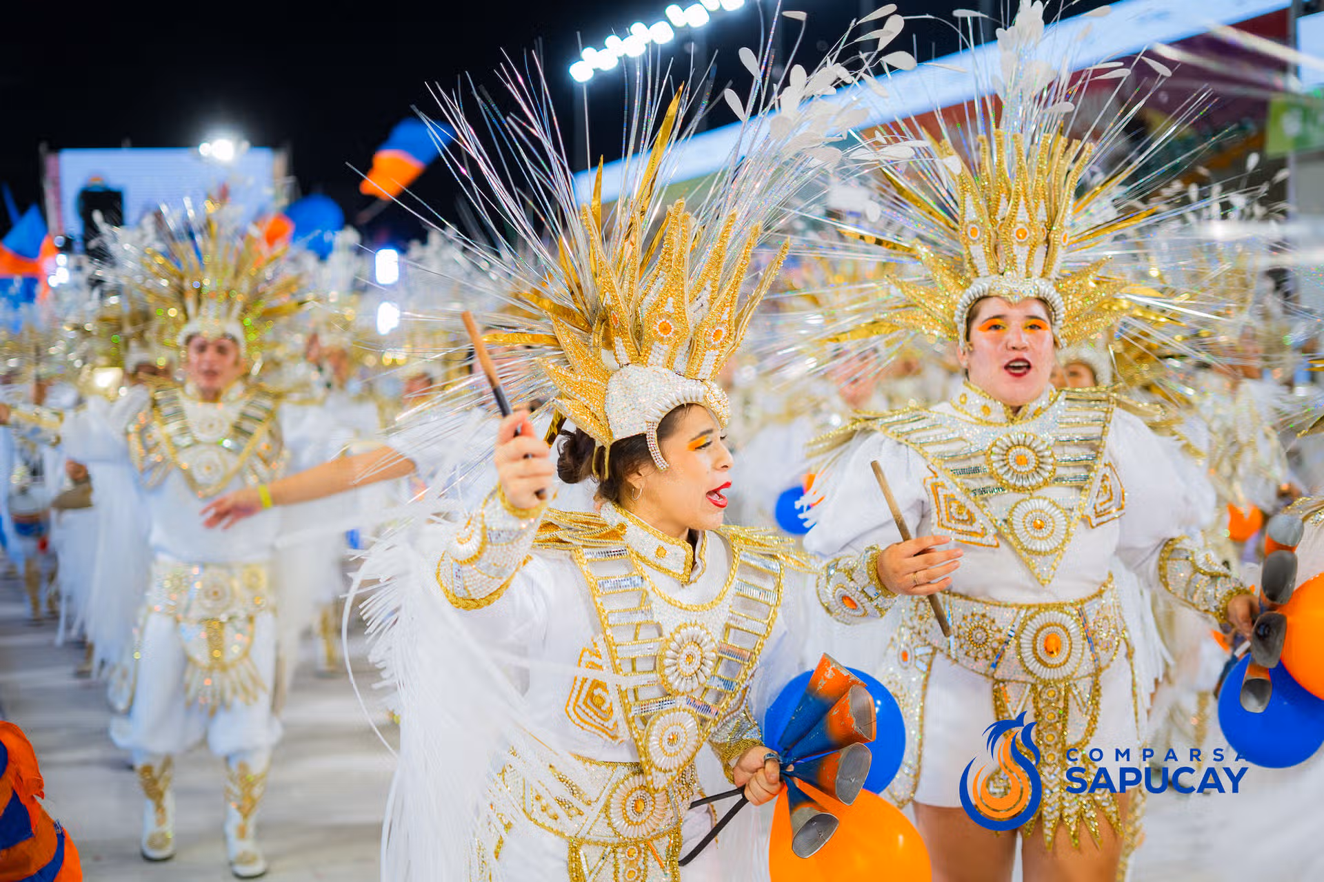 Galeria de fotos de la Cuarta Noche de Corso 14-02-26