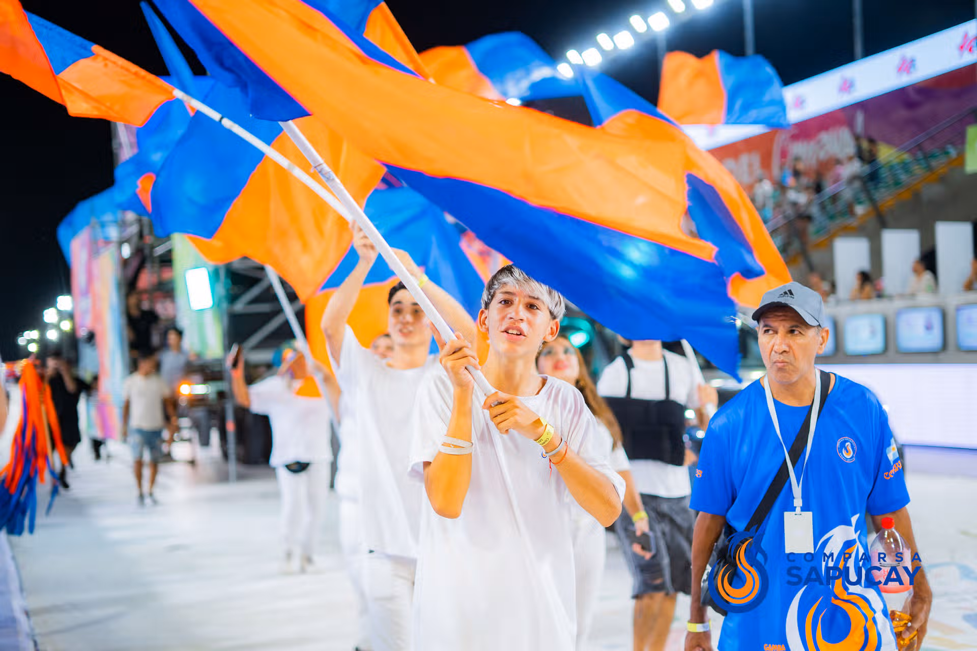 Galeria de fotos de la Cuarta Noche de Corso 14-02-26