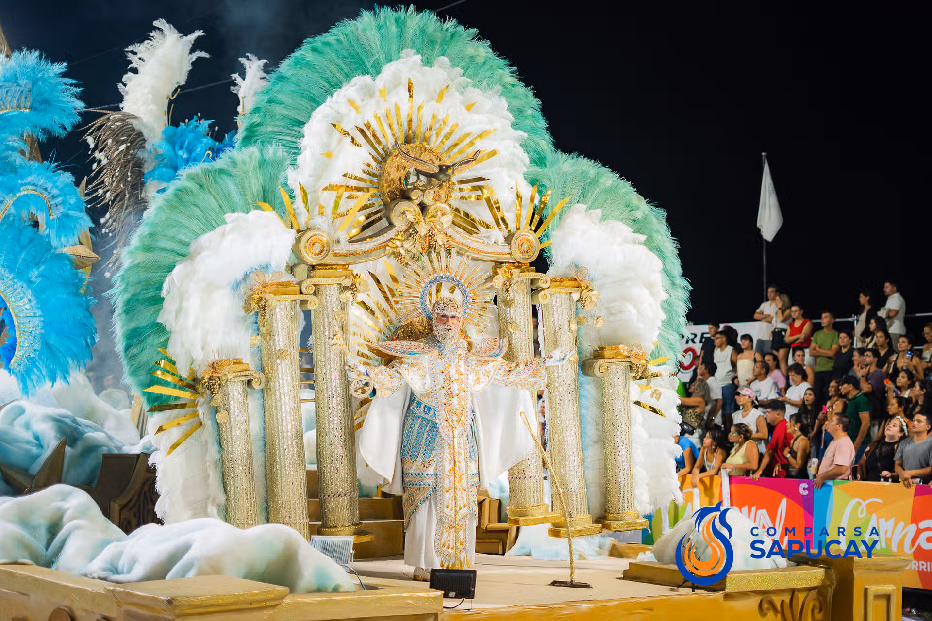 Galeria de fotos de la Cuarta Noche de Corso 14-02-26