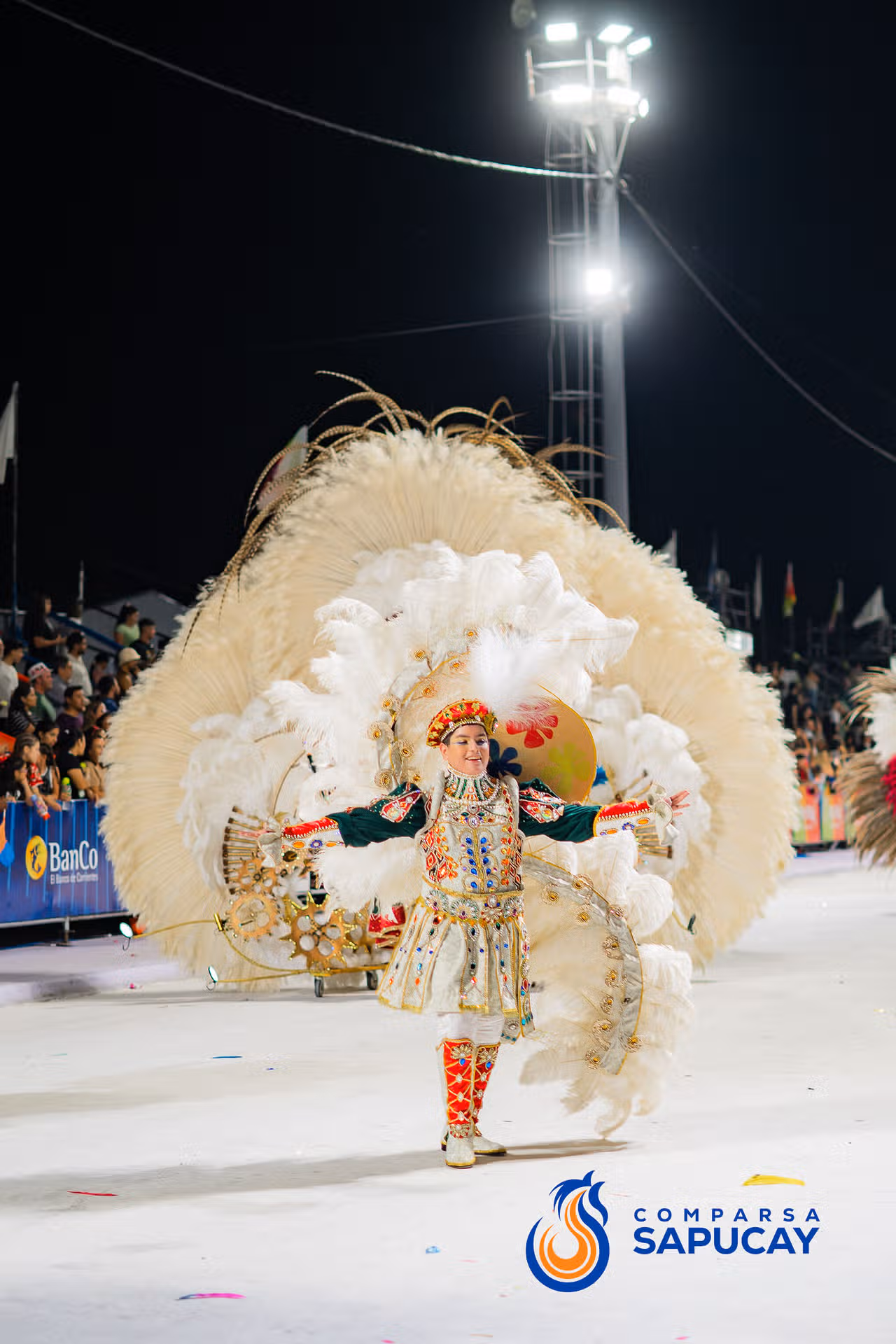 Galeria de fotos de la Cuarta Noche de Corso 14-02-26