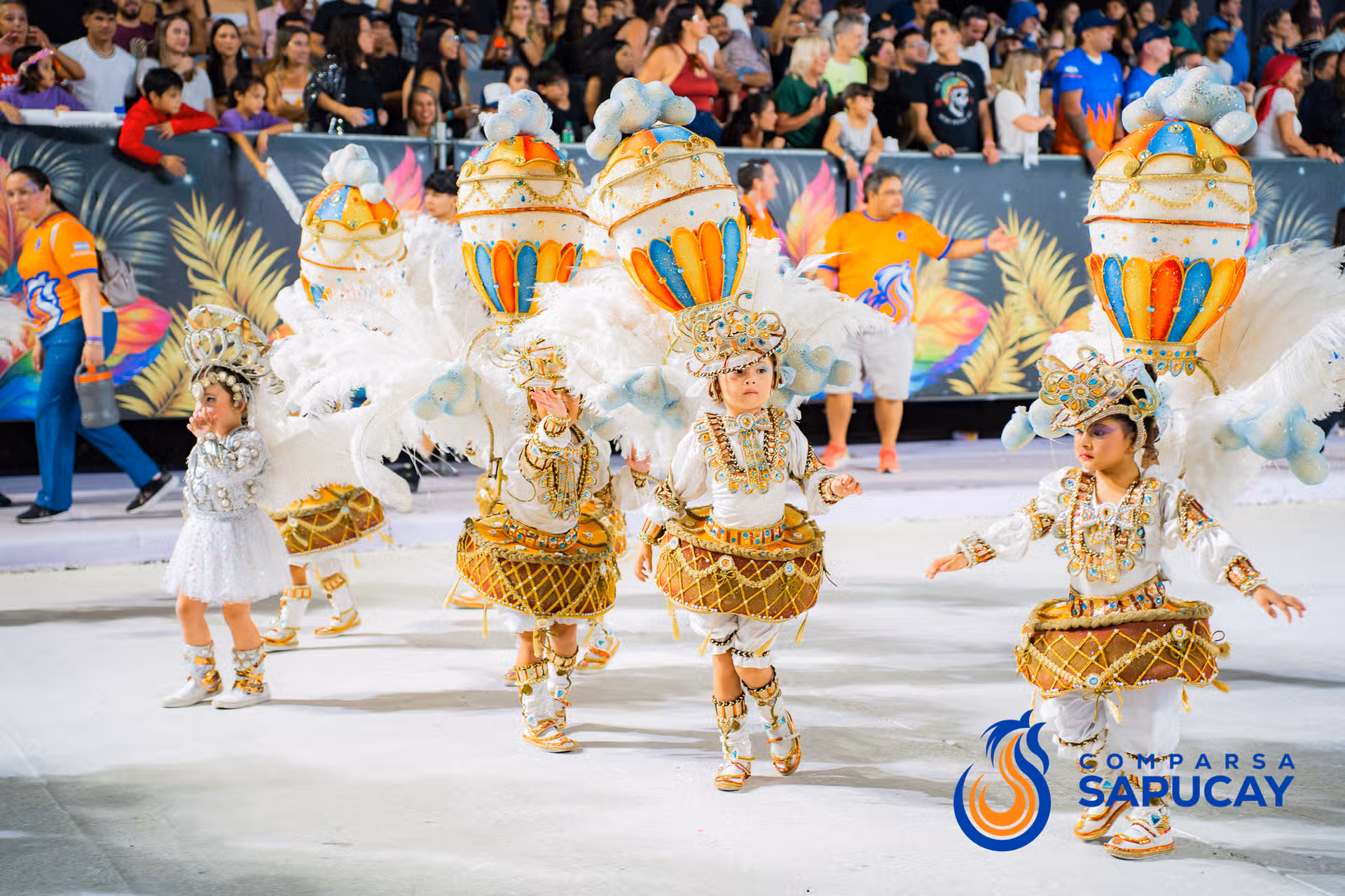 Galería de fotos de la Décima Noche de Corso 28-02-26
