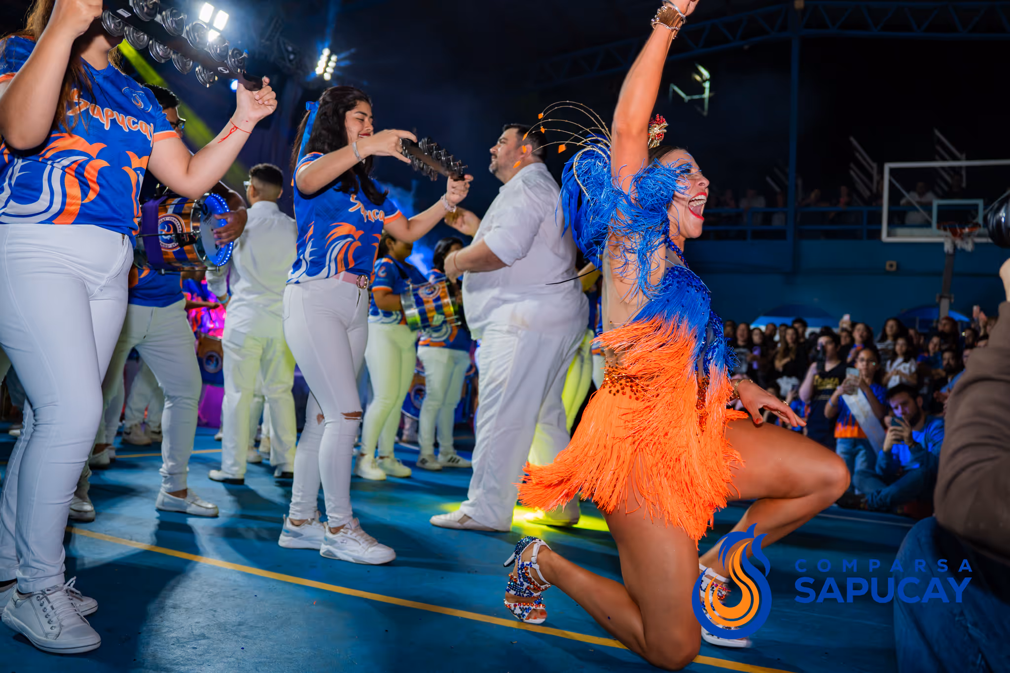 Galería de fotos de la Fiesta 01-11-25