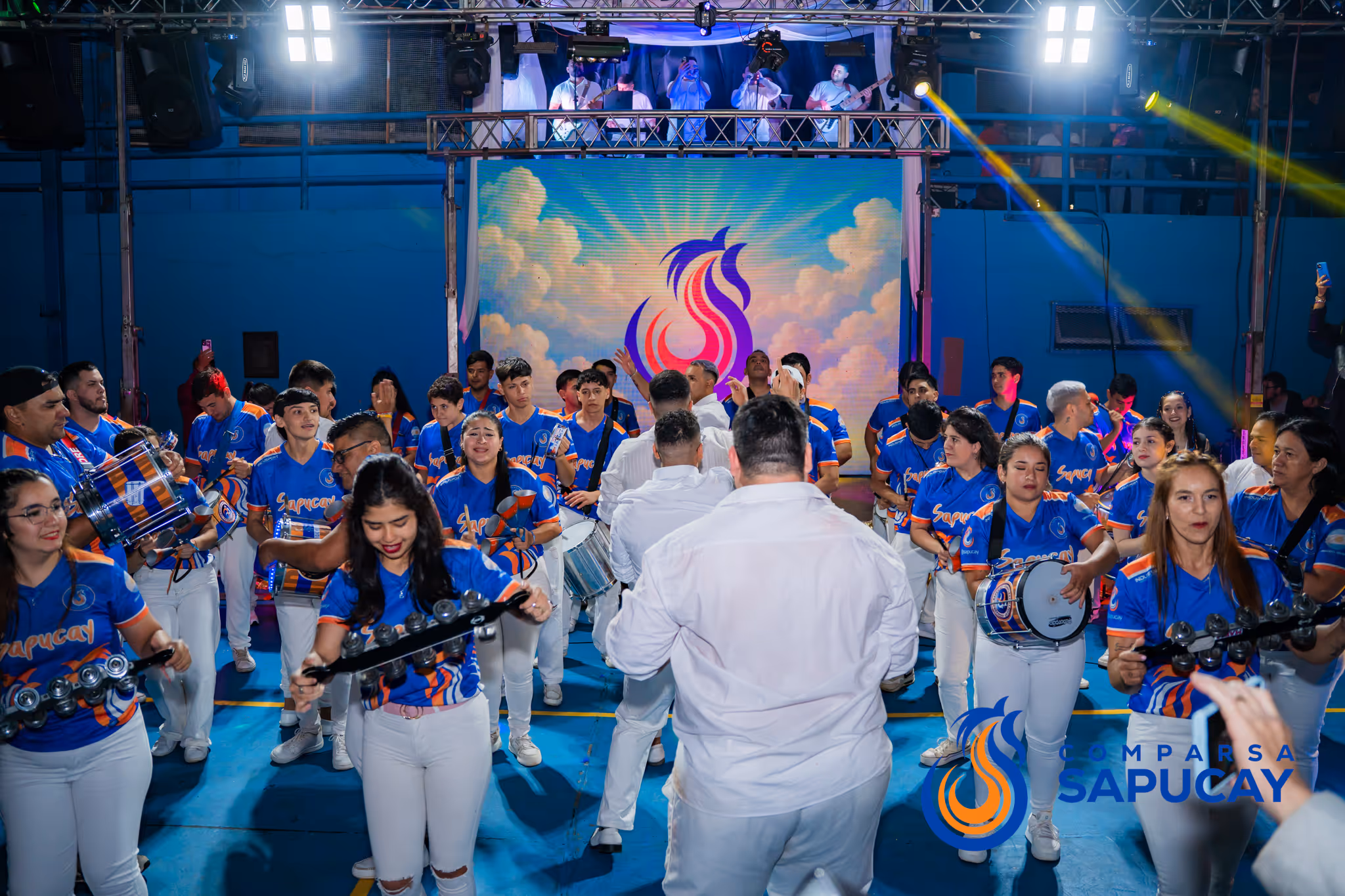 Galería de fotos de la Fiesta 01-11-25