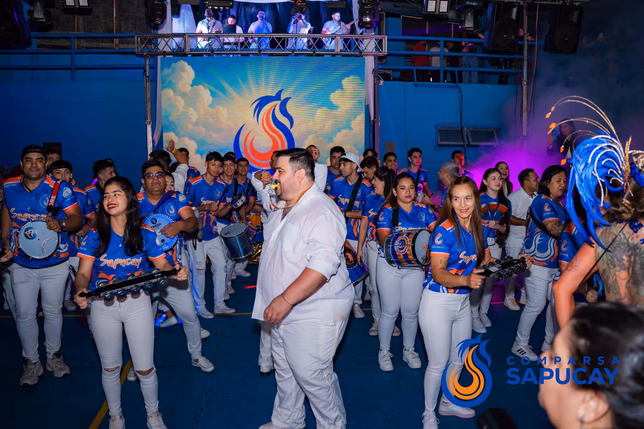 Galería de fotos de la Fiesta 01-11-25