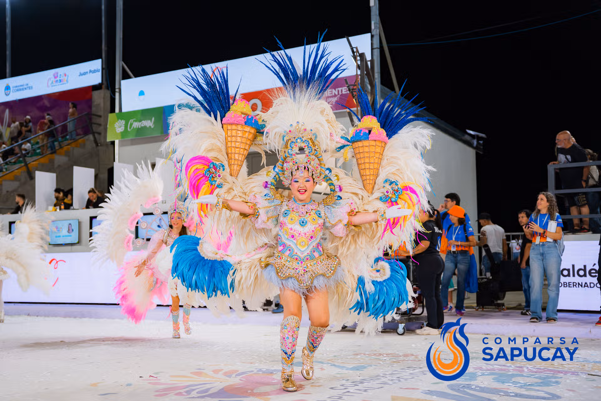 Galeria de fotos de la Novena Noche de Corso 27-02-26