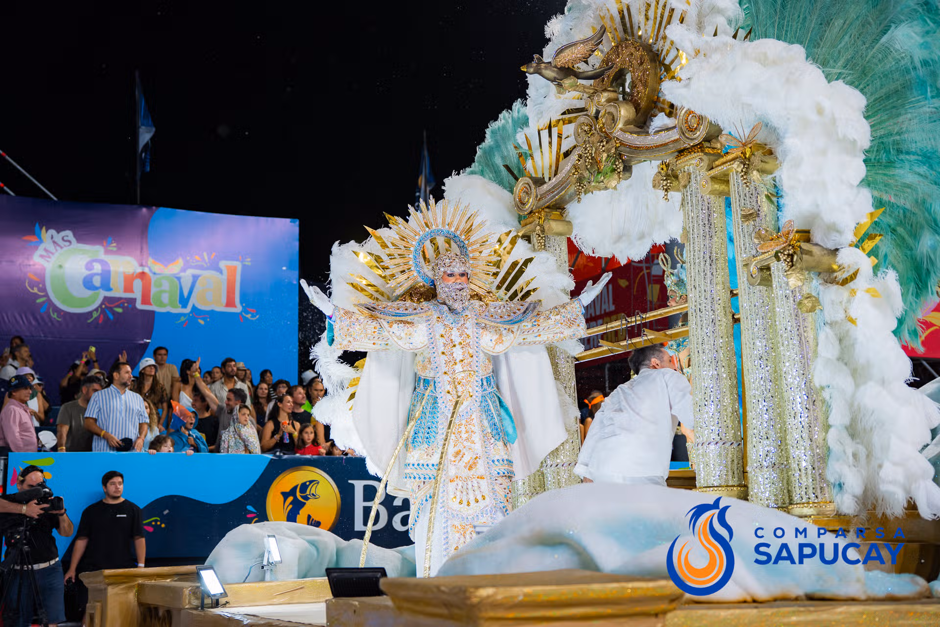 Galeria de fotos de la Novena Noche de Corso 27-02-26