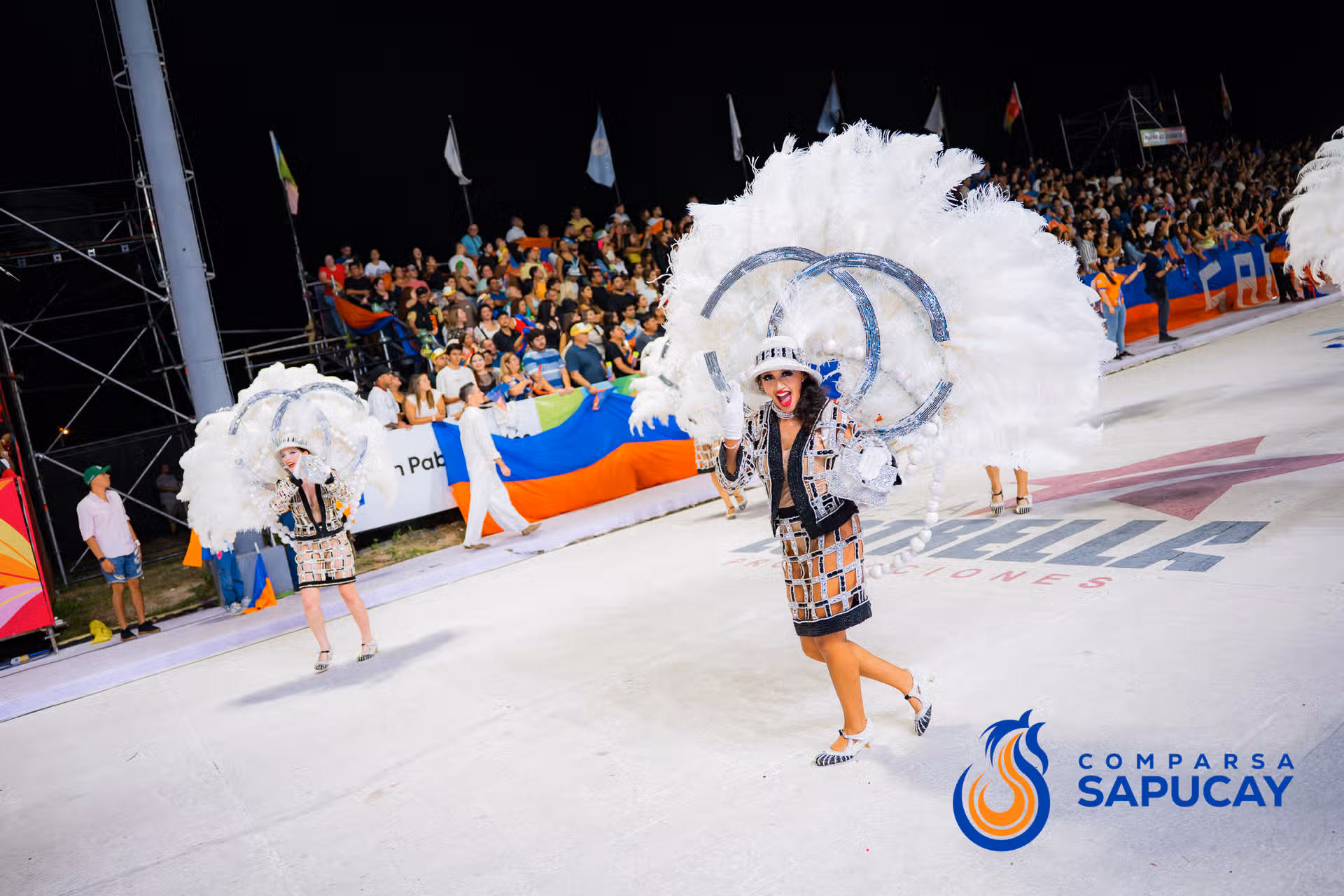 Galeria de fotos de la Novena Noche de Corso 27-02-26