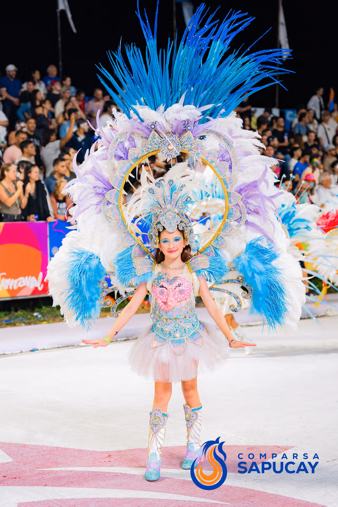 Galería de fotos de la Octava Noche de Corso 21-02-26