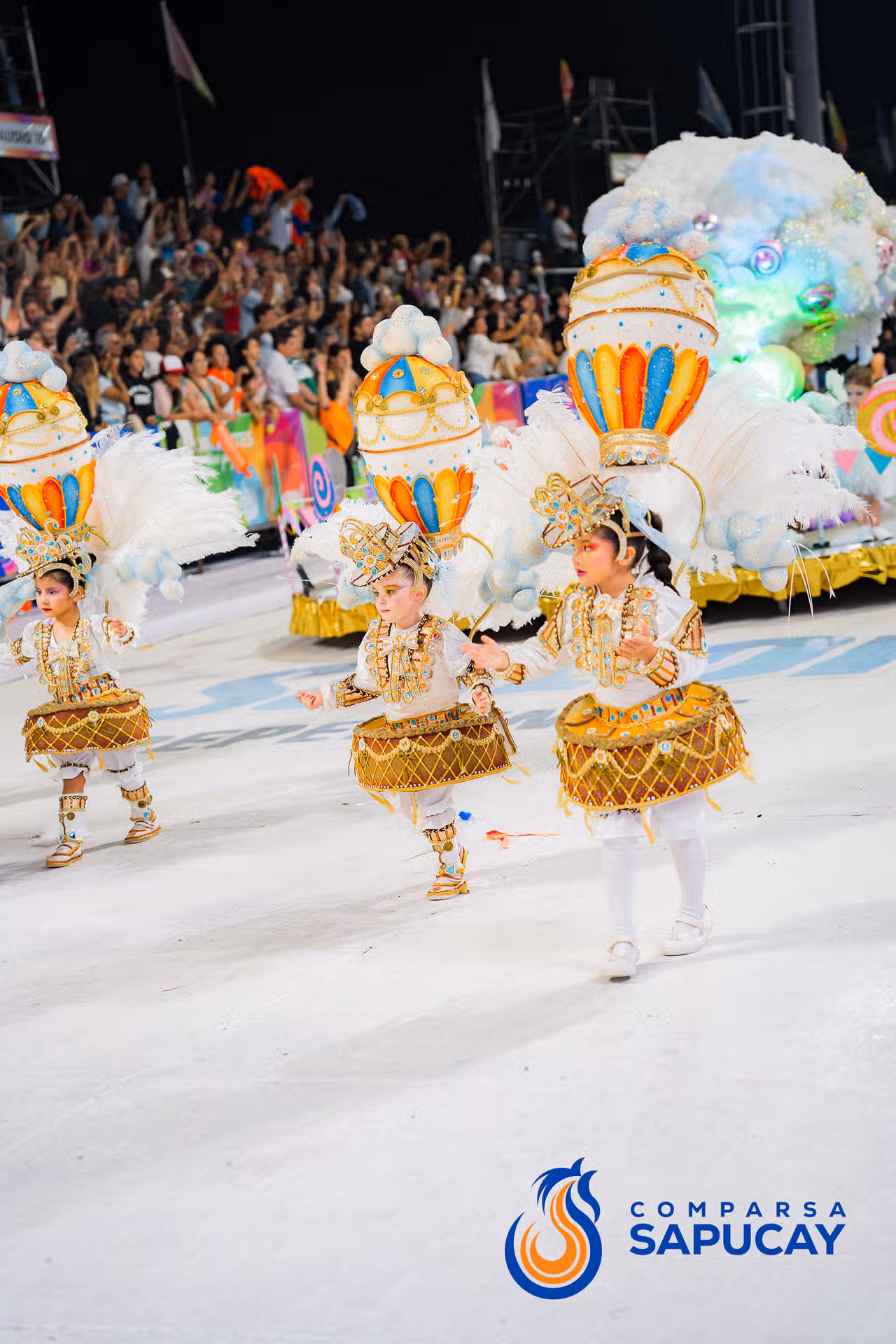 Galería de fotos de la Octava Noche de Corso 21-02-26