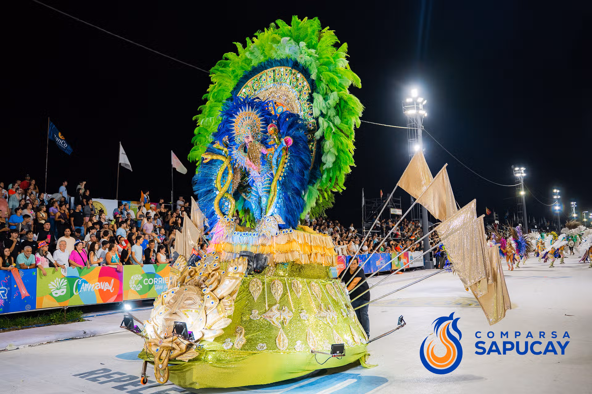 Galería de fotos de la Octava Noche de Corso 21-02-26