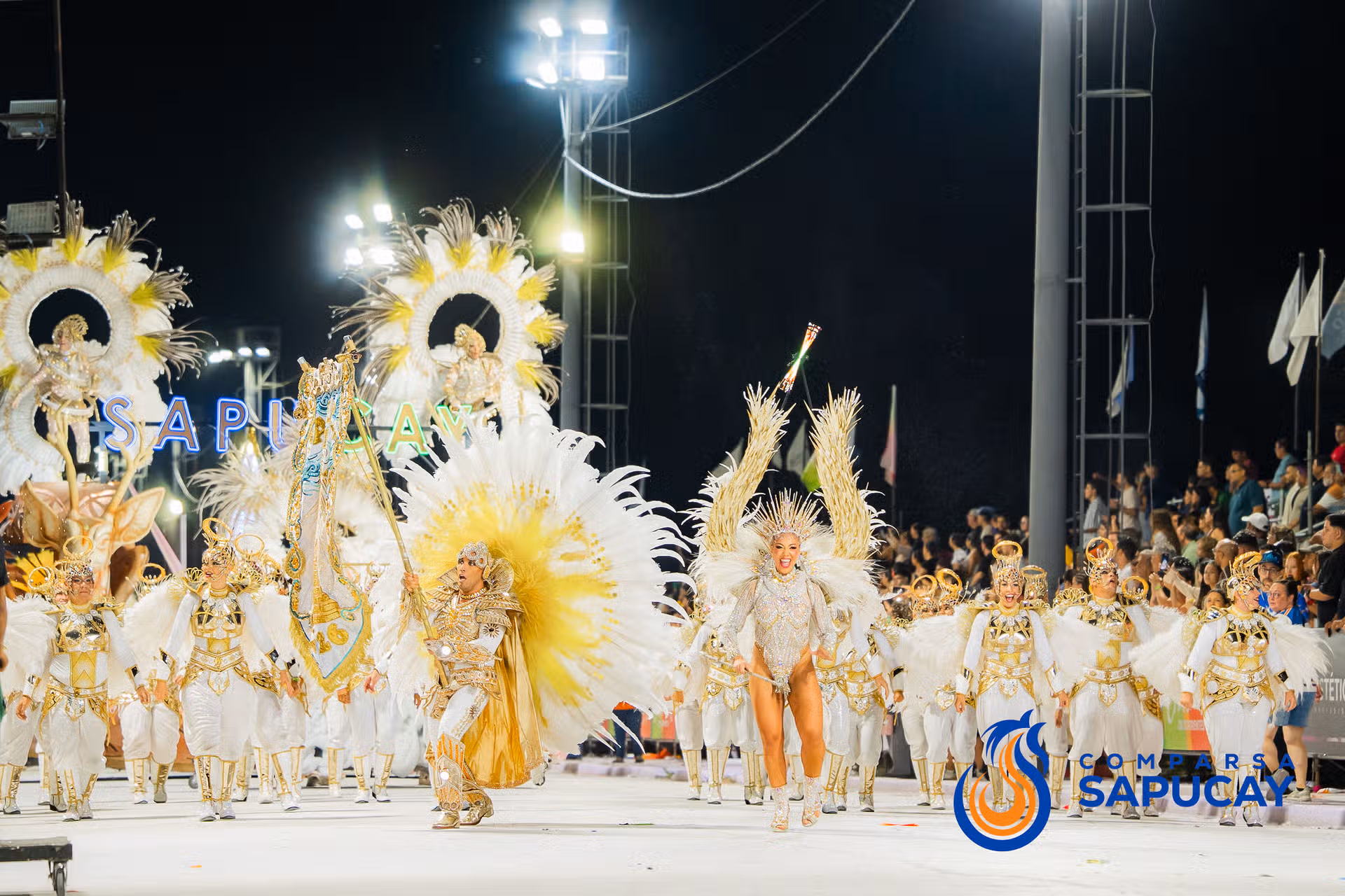 Galería de fotos de la Octava Noche de Corso 21-02-26