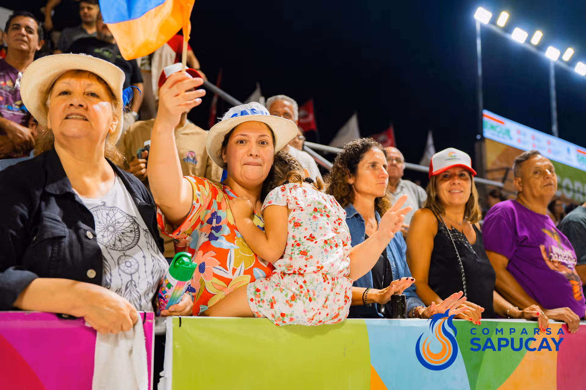 Galería de fotos de la Octava Noche de Corso 21-02-26