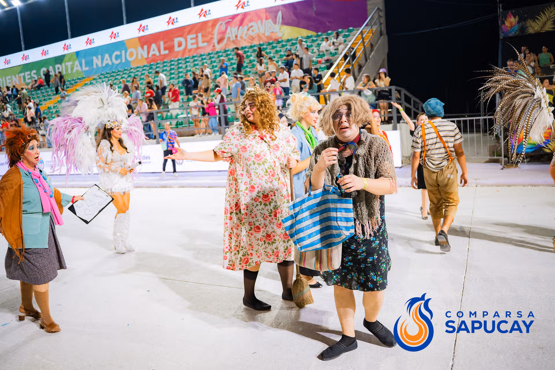 Galería de fotos de la Octava Noche de Corso 21-02-26