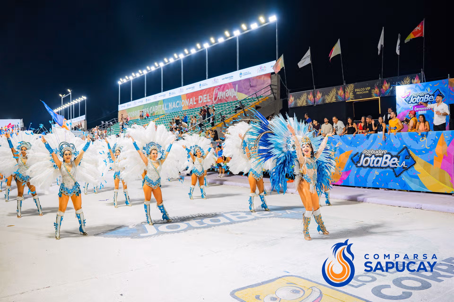 Galería de fotos de la Octava Noche de Corso 21-02-26