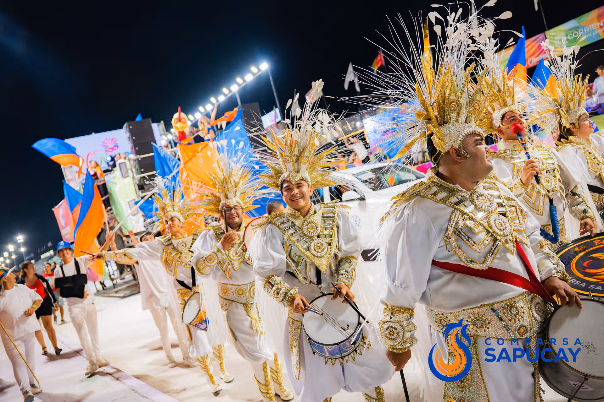 Galería de fotos de la Octava Noche de Corso 21-02-26