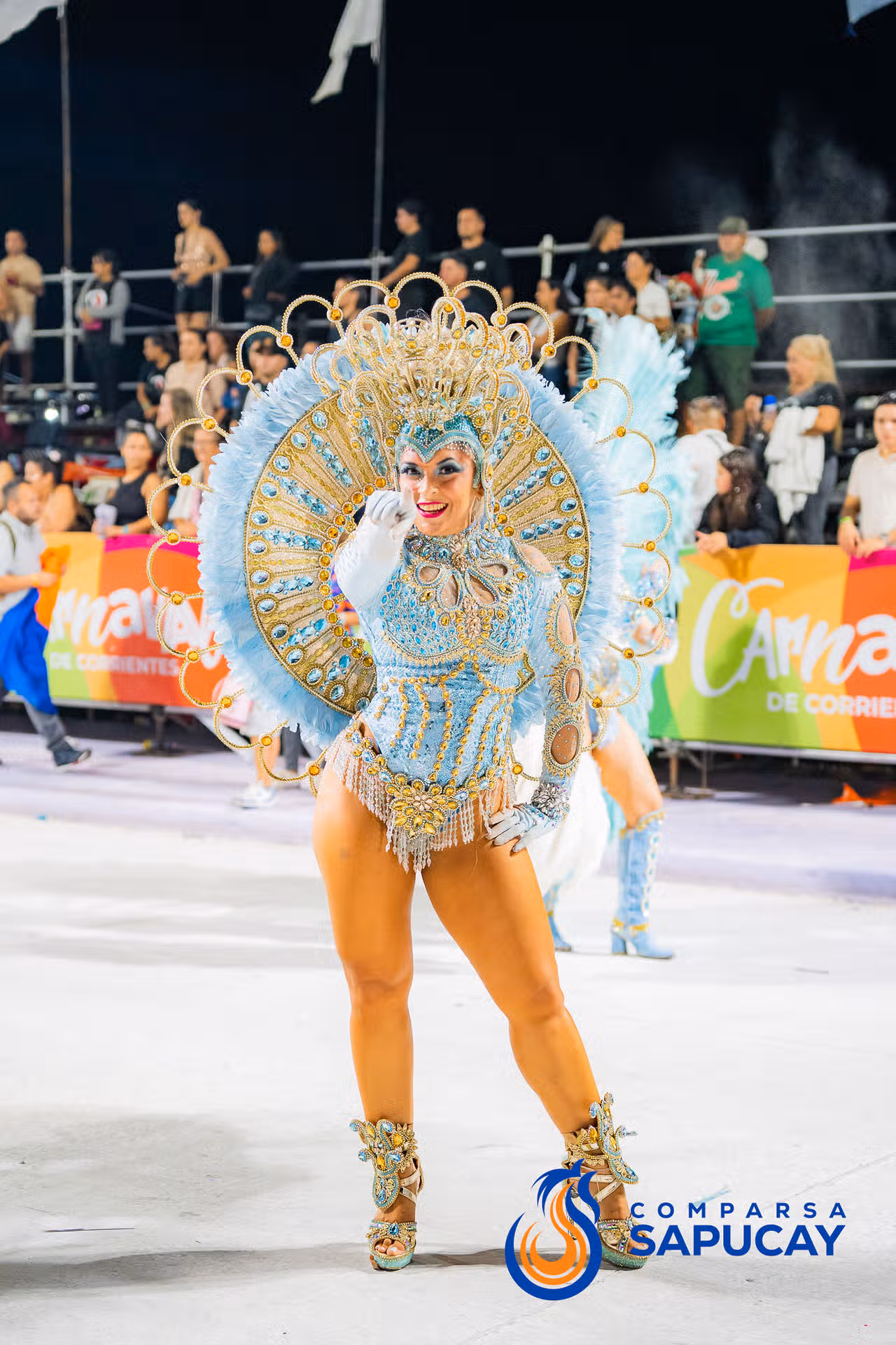 Galería de fotos de la Octava Noche de Corso 21-02-26