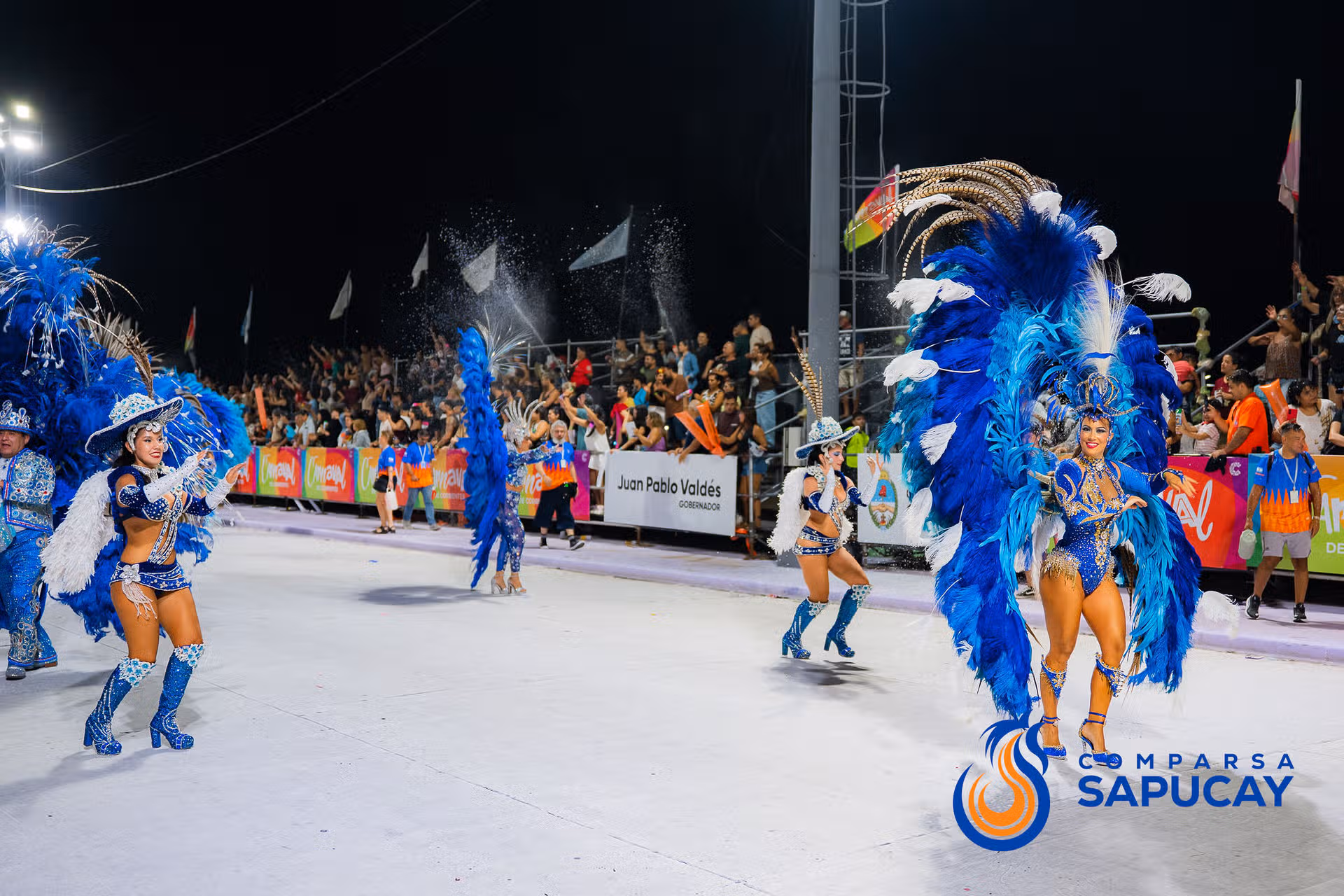 Galería de fotos de la Octava Noche de Corso 21-02-26