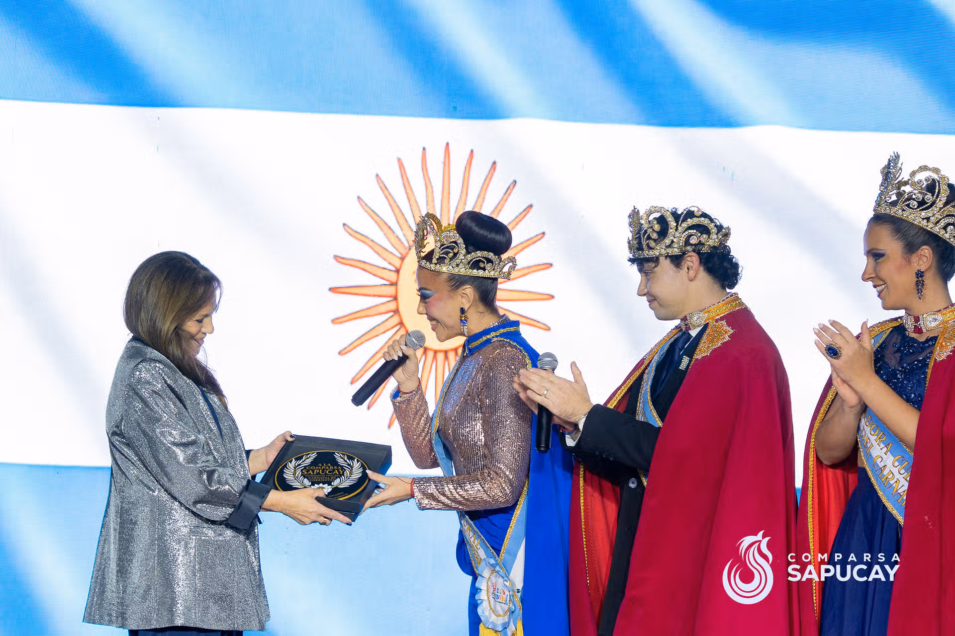 Galería de fotos de la presentación de figuras y tema 2027