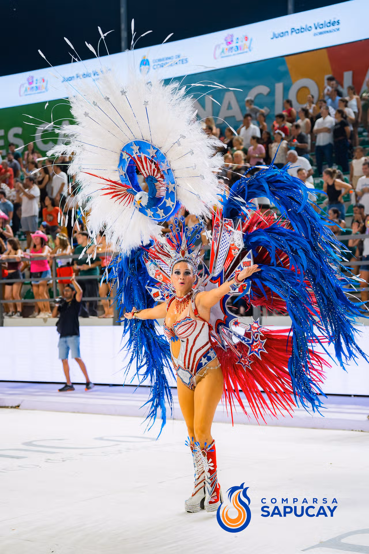 Galeria de fotos de la Quinta Noche de Corso 15-02-26