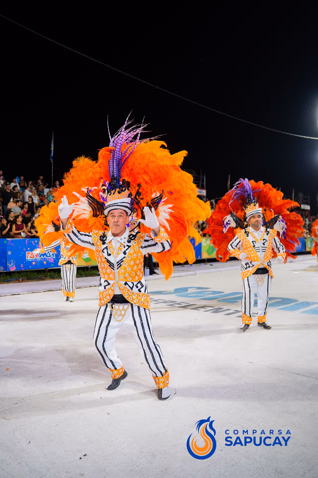 Galeria de fotos de la Quinta Noche de Corso 15-02-26